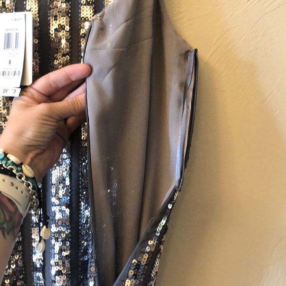 NWT INC SILVER SEQUIN AND SILK DRESS. SIZE 6 - Picture 5 of 6